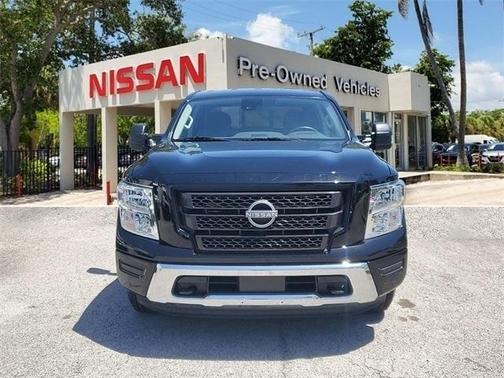 2024 Nissan Titan SV