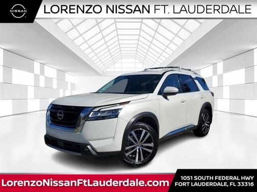 2023 Nissan Pathfinder Platinum