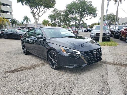 2024 Nissan Altima 2.5 SR