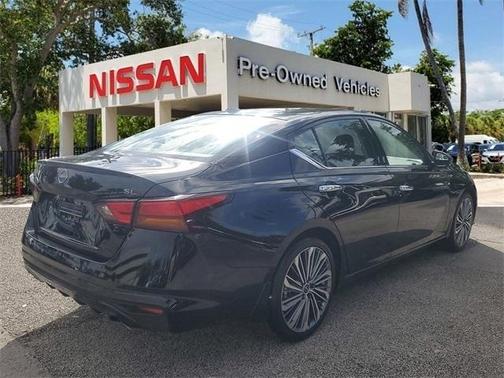 2025 Nissan Altima SL