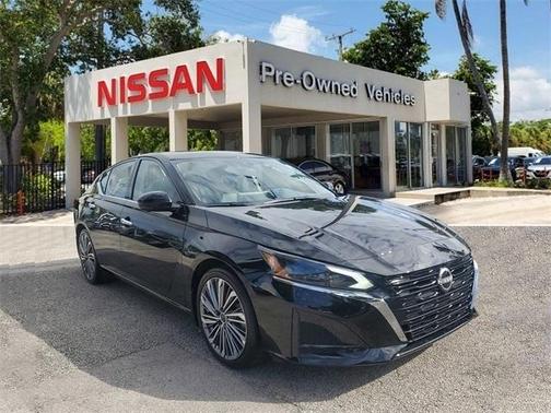 2025 Nissan Altima SL