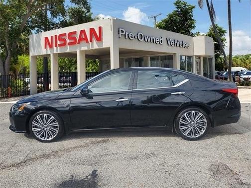 2025 Nissan Altima SL