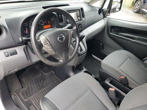 2019 Nissan NV200 S