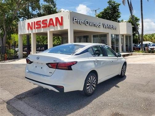 2023 Nissan Altima 2.5 SV