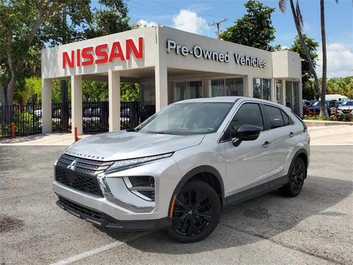 2022 Mitsubishi Eclipse Cross LE