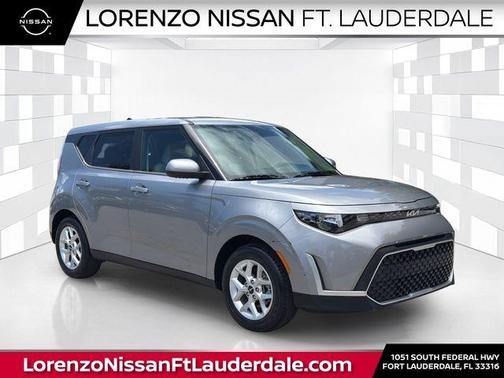 Steel Gray 2024 Kia Soul LX