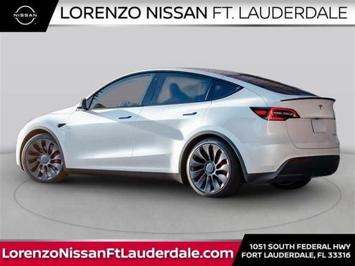 2024 Tesla Model Y Long Range