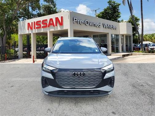 2025 Audi Q4 e-tron 45 Premium