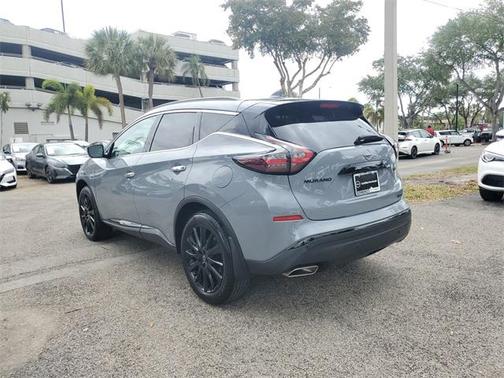 2023 Nissan Murano SV