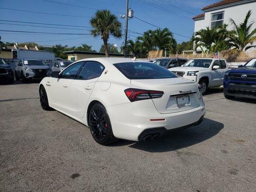 2023 Maserati Ghibli Modena