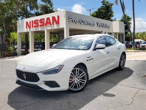 2022 Maserati Ghibli Modena