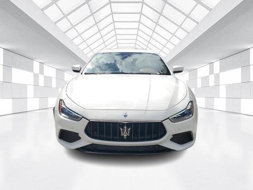 2022 Maserati Ghibli Modena