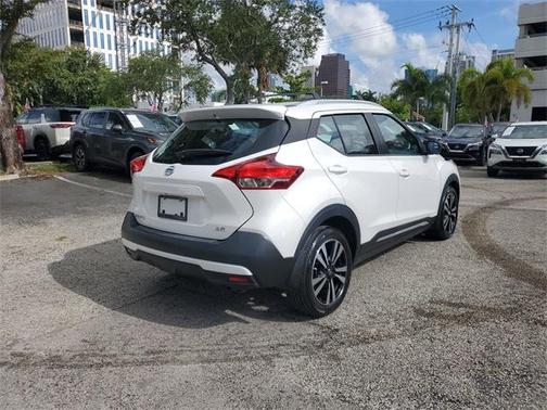 2019 Nissan Kicks SR