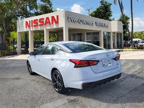 2025 Nissan Altima SR