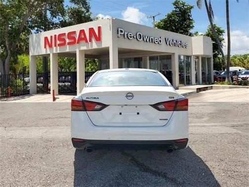 2024 Nissan Altima 2.0 SR