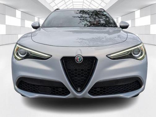 2022 Alfa Romeo Stelvio Sprint