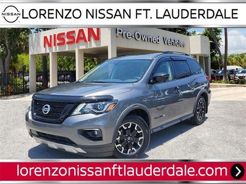 2020 Nissan Pathfinder SL