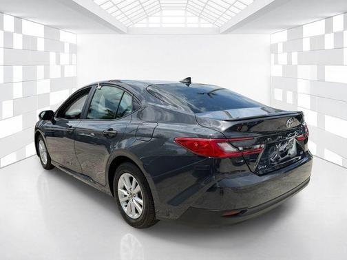 UNDERGROUND 2026 Toyota Camry LE