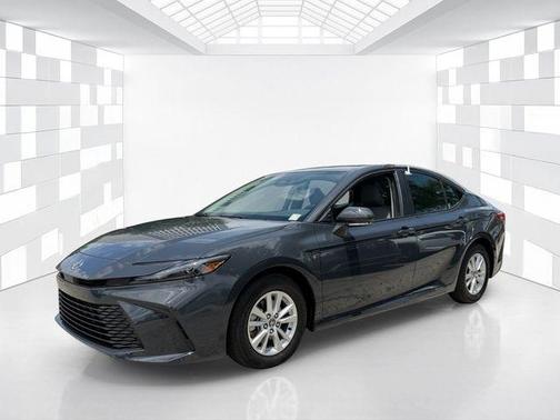 UNDERGROUND 2026 Toyota Camry LE