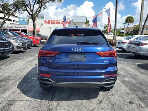 2023 Audi Q3 45 S line Premium