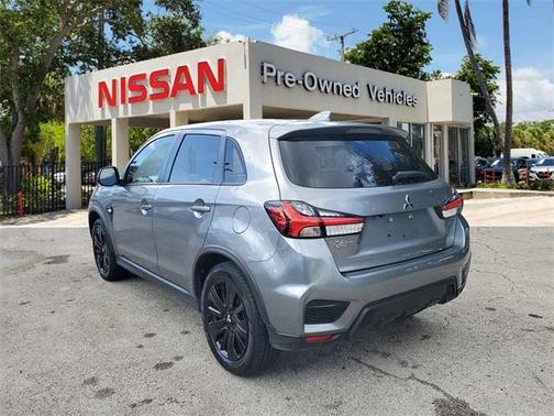 2023 Mitsubishi Outlander Sport LE