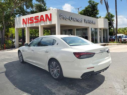 2022 Maserati Quattroporte Modena