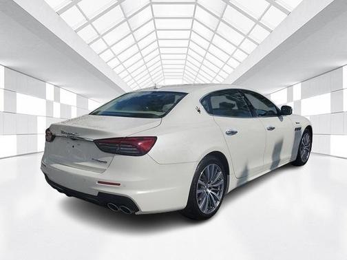 2022 Maserati Quattroporte Modena