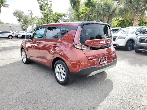 2023 Kia Soul LX
