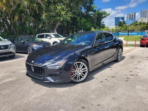 2022 Maserati Ghibli Modena