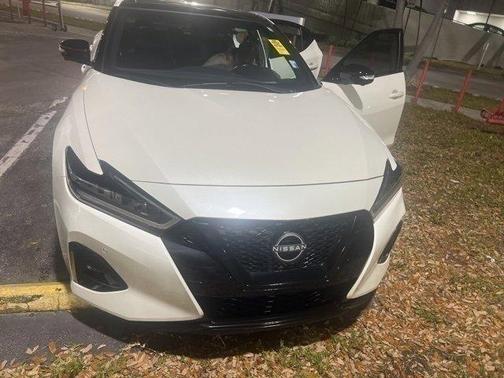 2023 Nissan Maxima SR