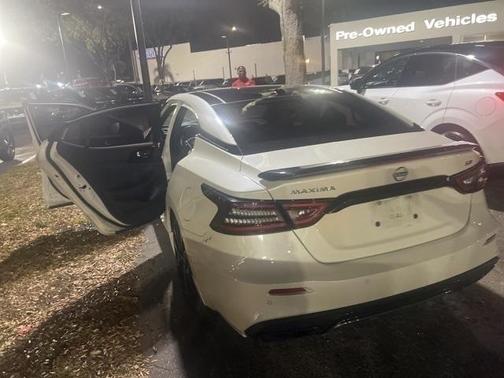 2023 Nissan Maxima SR