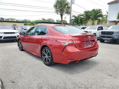 2019 Toyota Camry SE