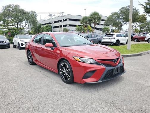 2019 Toyota Camry SE