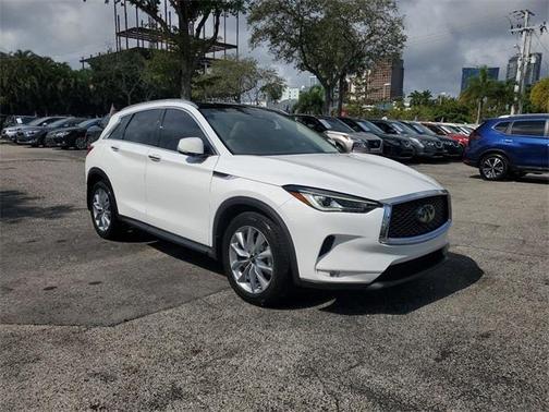 2022 INFINITI QX50 Luxe