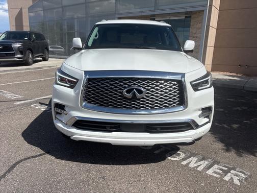 2020 INFINITI QX80 LUXE