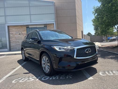2024 INFINITI QX50 LUXE