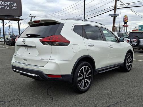 2020 Nissan Rogue SL