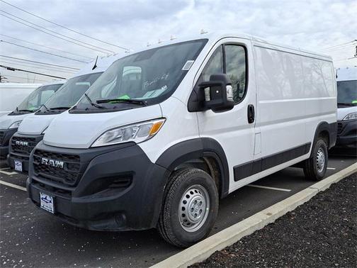 2025 RAM ProMaster 1500 Low Roof