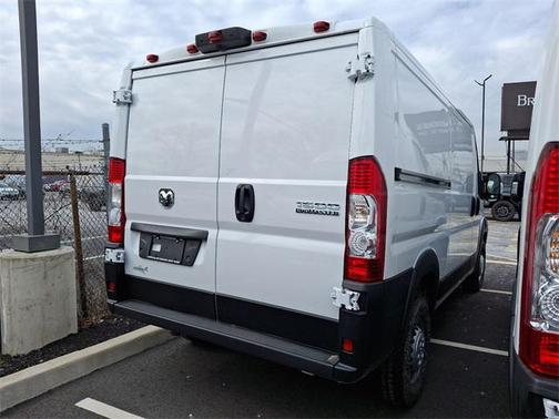 2025 RAM ProMaster 1500 Low Roof