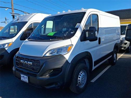 2025 RAM ProMaster 1500 Low Roof