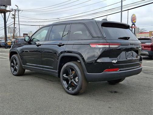 2025 Jeep Grand Cherokee Limited X