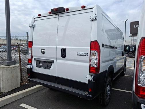 2025 RAM ProMaster 1500 Low Roof