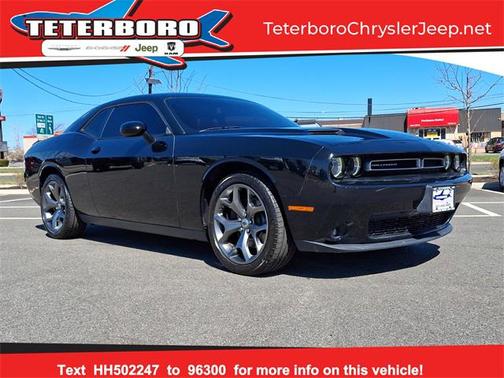 2017 Dodge Challenger SXT