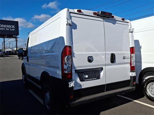 2025 RAM ProMaster 1500 Low Roof