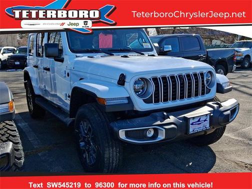 2025 Jeep Wrangler 4-Door Sahara 4x4