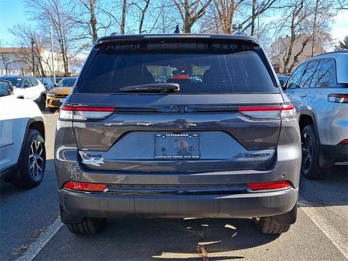 2025 Jeep Grand Cherokee Limited X