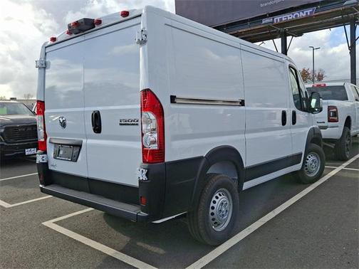 2025 RAM ProMaster 1500 Low Roof