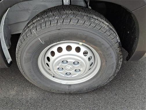 2025 RAM ProMaster 1500 Low Roof