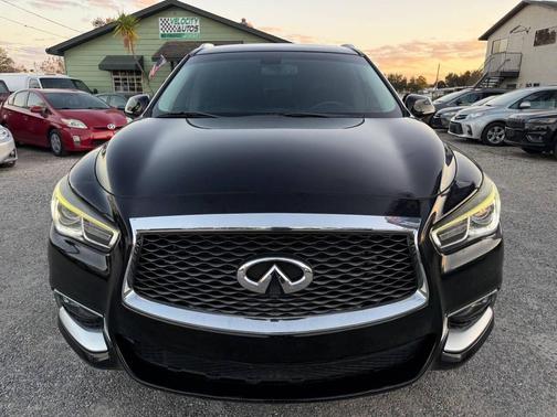 2016 INFINITI QX60 Base