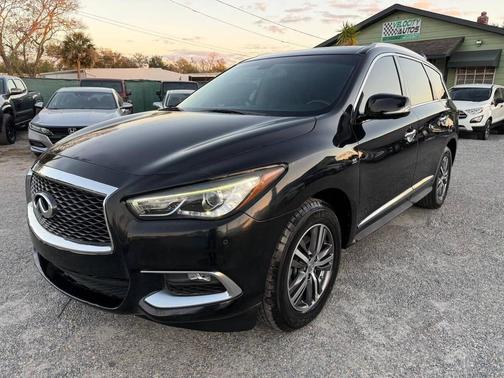 2016 INFINITI QX60 Base